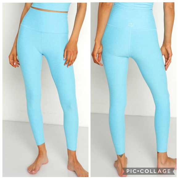 EUC Beyond Yoga Spacedye Midi High Waisted Legging Capri Blue/Grotto | Sz Lg - Picture 9 of 9